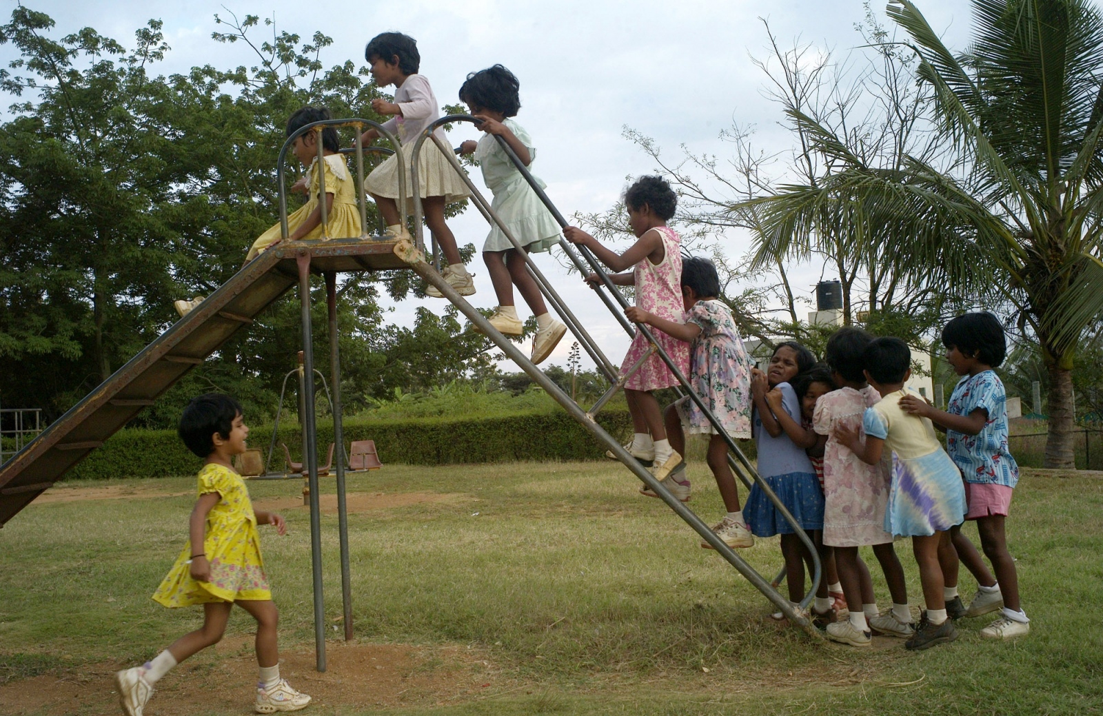 Children play after lessons at Shanti Bhavan.