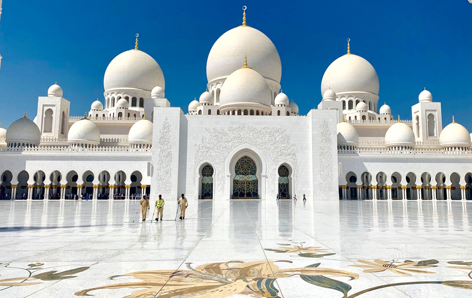 Architecture - The  Sheikh Zayed  Grand  Mosque  - Abu Dhabi