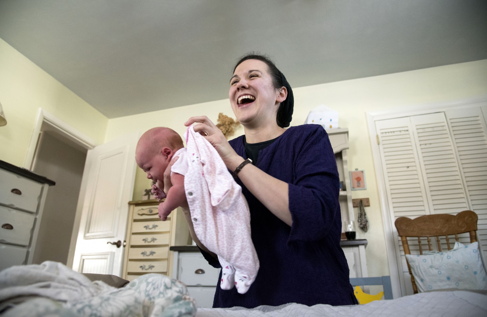 Photography image - Loading midwife.jpg