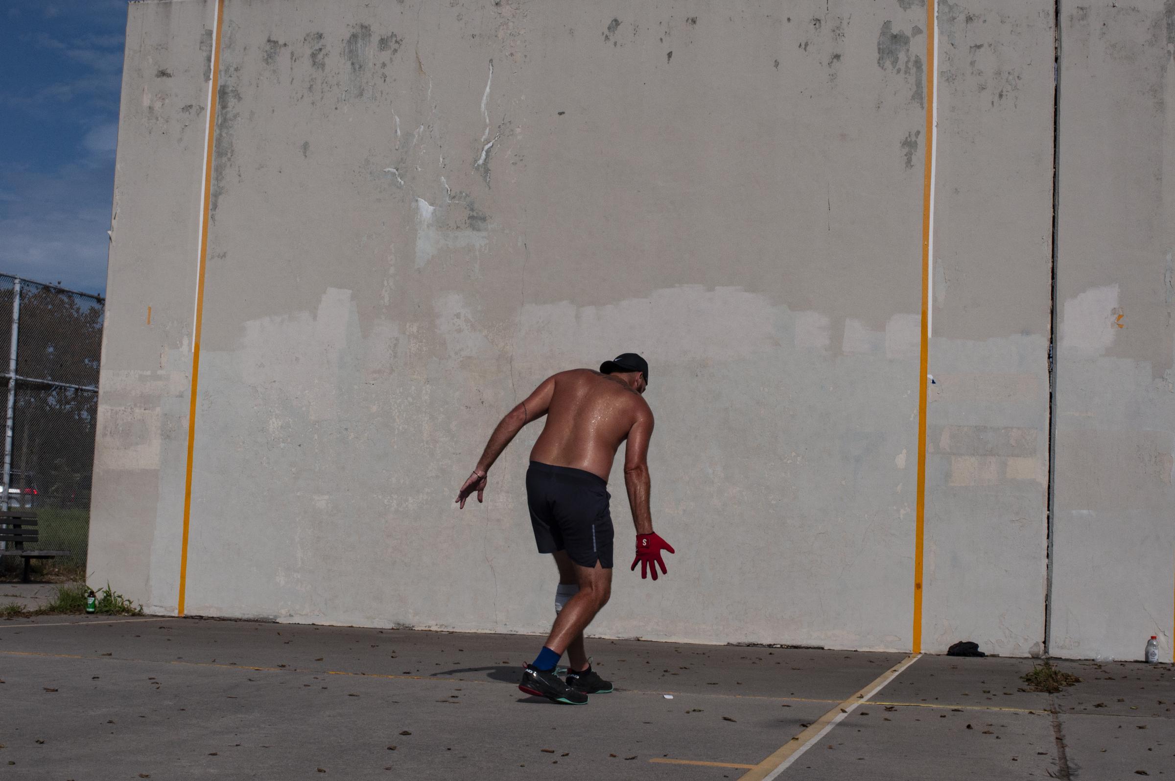 Art and Documentary Photography - Loading handball_NYC005.jpg