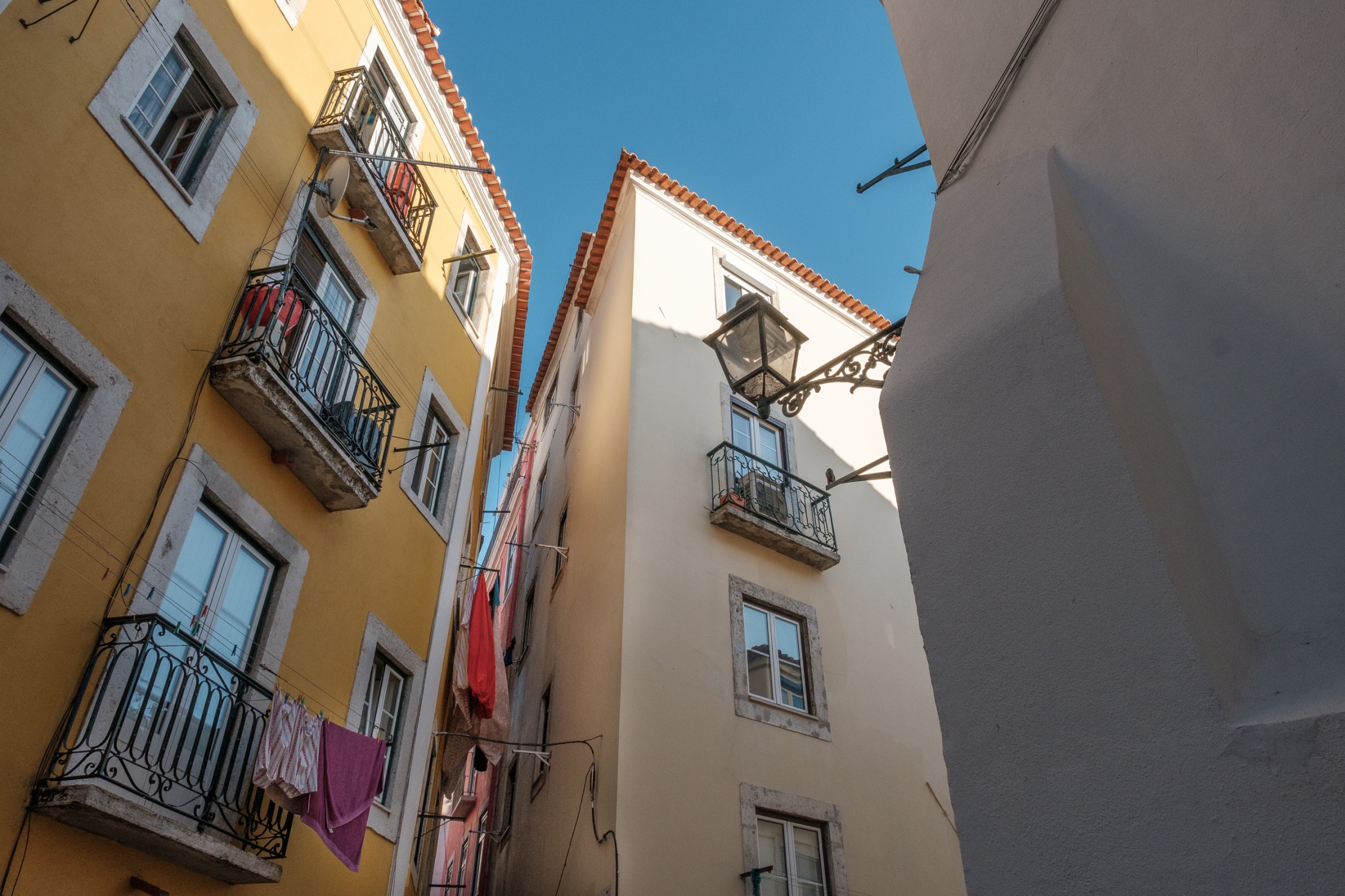 Lisbon: Hues & Textures - 