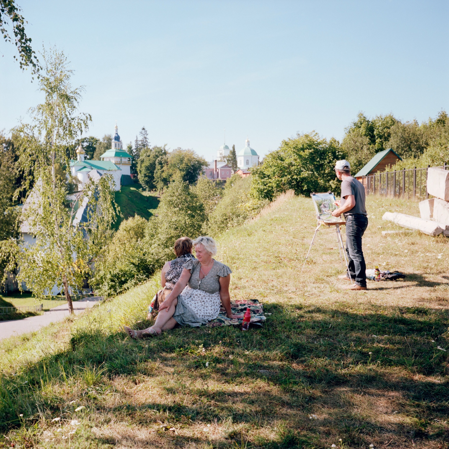 Setomaa, a Kingdom on the Edge - On a warm summer day, an artist paints the Russian...