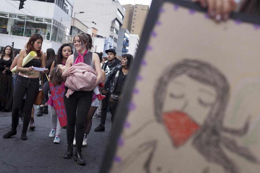 Aborto en Ecuador - "Ni una menos" march, 2017.