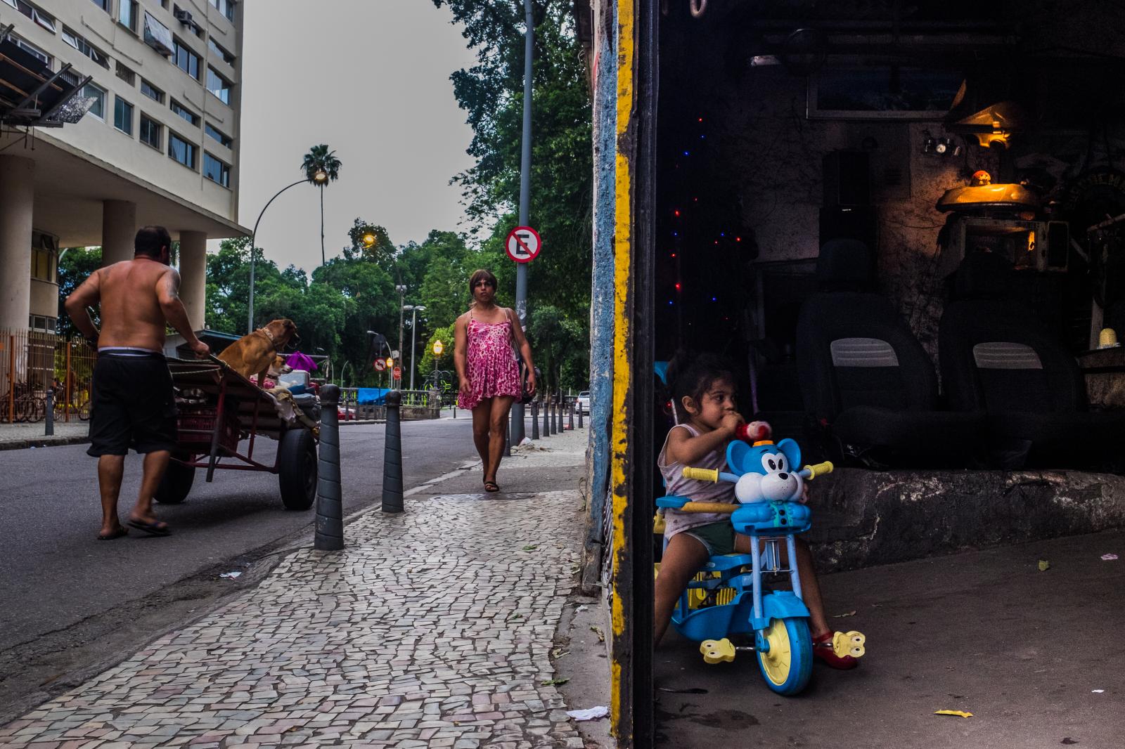 Rio's squatters: reclaiming rights to the city