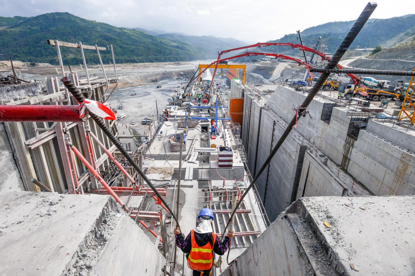 The Battery of Asia: Xayaburi Dam Threatens Mekong River | JITTRAPON ...