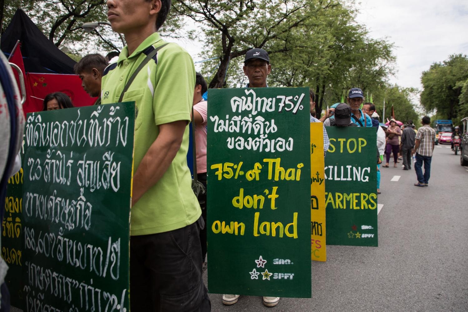 Protestors hold signs outside t...across Thailand. September 2019