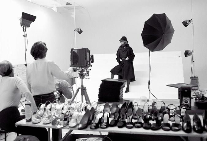 Richard Avedon Behind the Scenes: A Controversial Look at His Process