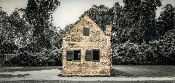 Image from  Slave Dwellings -   Slave Dwelling No. 46: Boone Hall Plantation, South...