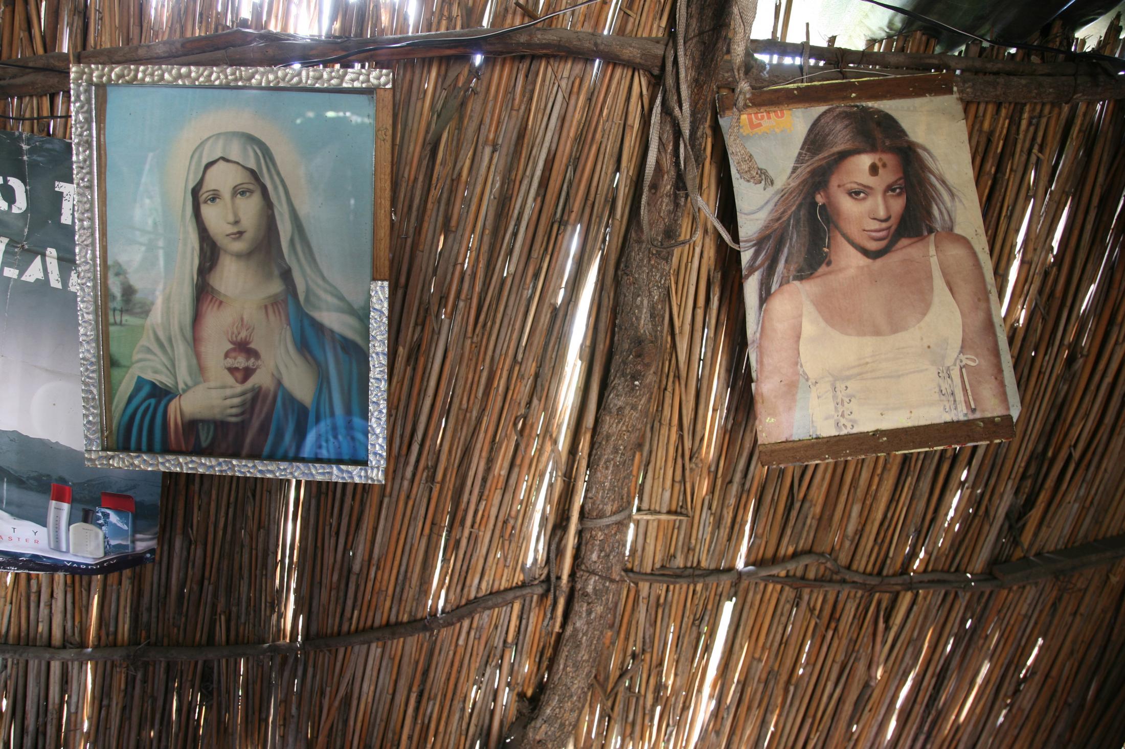 Mozambique - Holy Mary and Beyoncï¿½ portraits,...