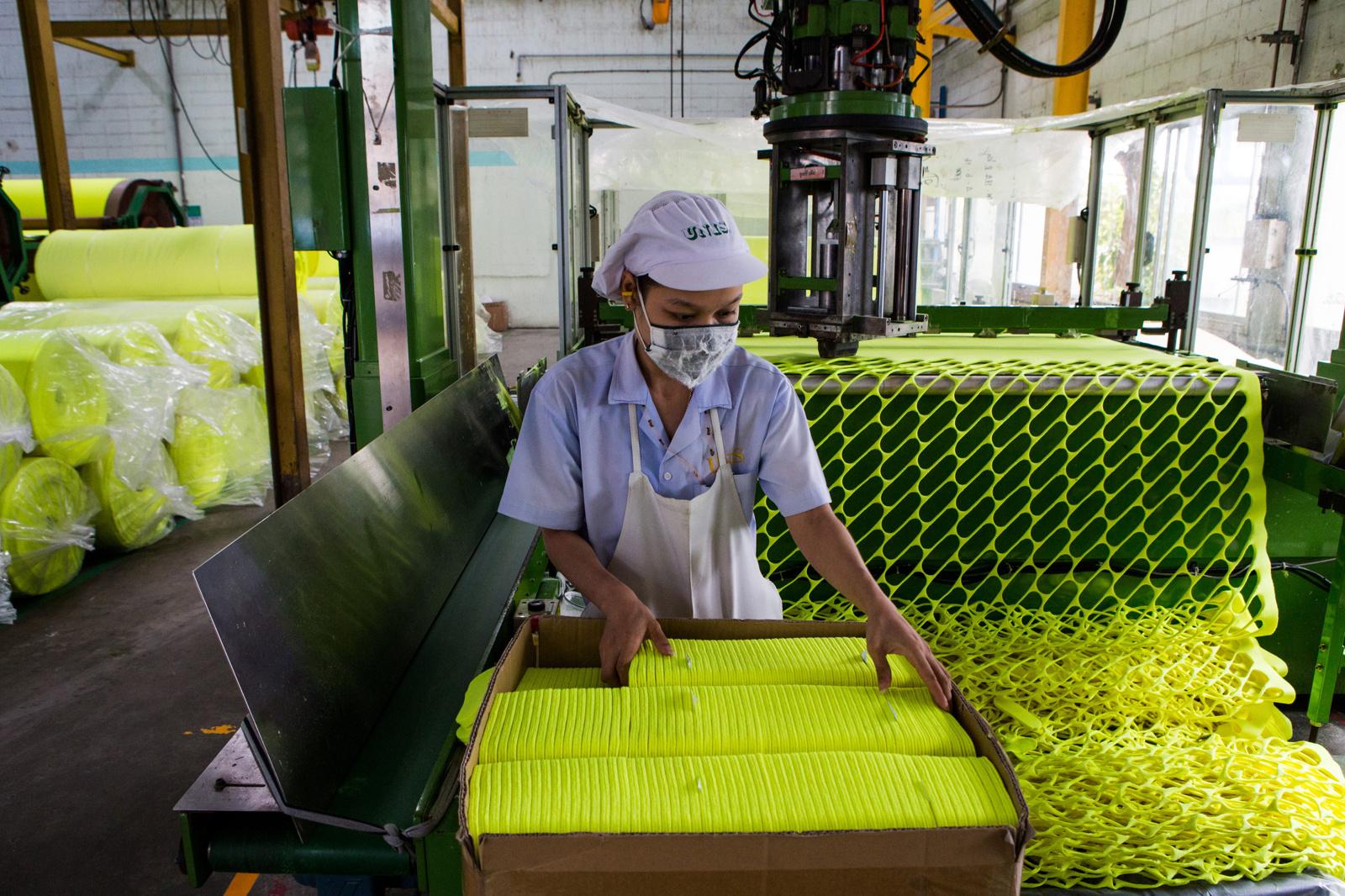 Wilson Tennis Ball Factory - For The New York Times - Nakhon Pathom, Thailand Ð August 18, 2016 : An automated...