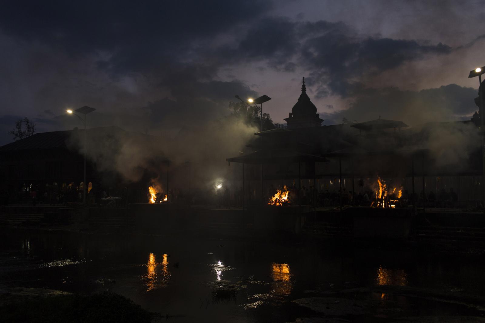 Nepal: Aftermath - Cremation Of the Victims of the earthquake in...