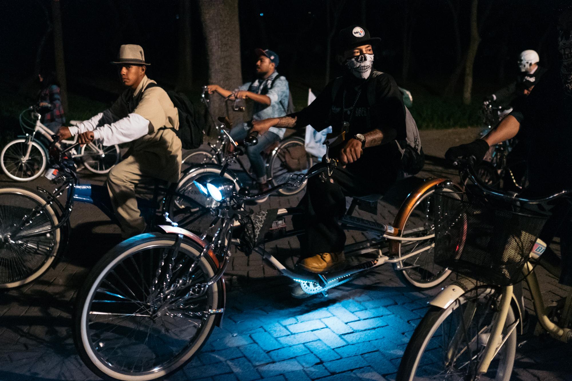 Los Chilangos -  The Chilangos also customizes their bikes for night...