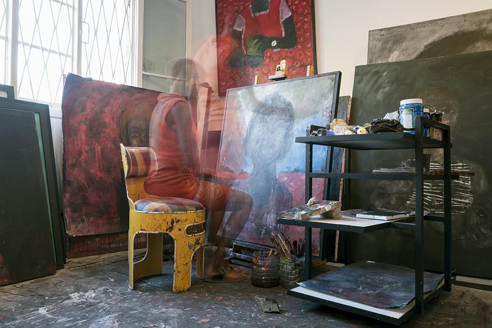 Spaces - Nelly Gwame at work in the Studio, Espaço Deal,...