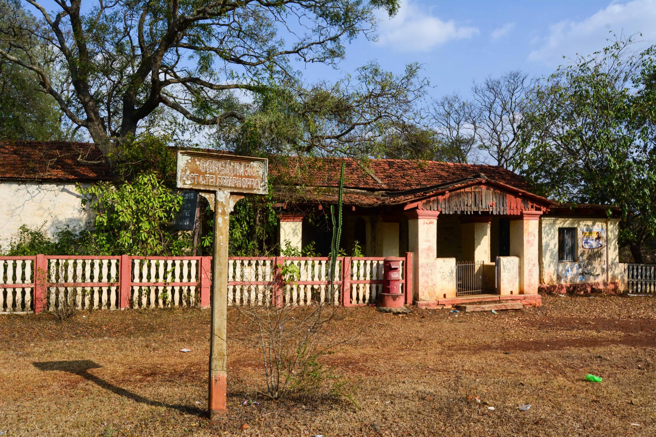 The Oorgam post office is one of the many ruins of this town.
