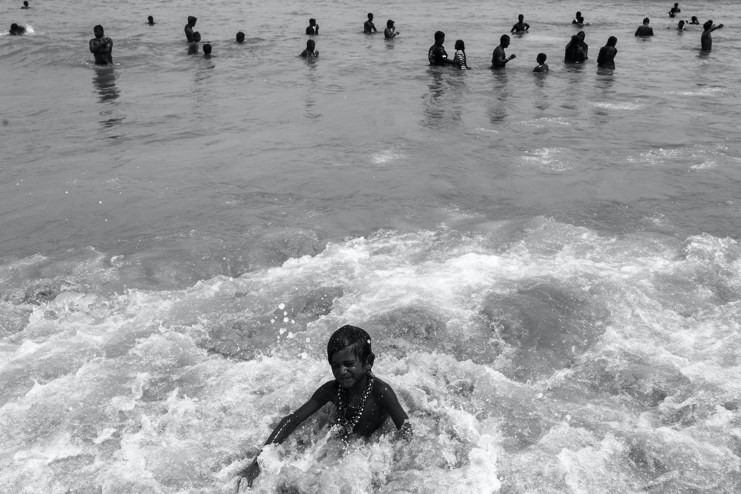 Shore of Kulasai by Mahesh Balasubramanian