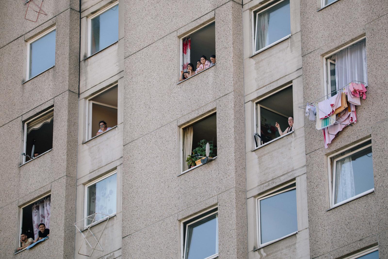 Tower Block Quarantine / "We are also humans" - Residents watch solidary protesters gathering at their...