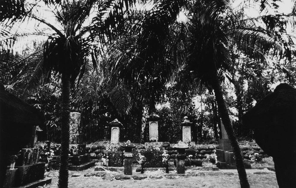 Hachijo:  Isle of Exile - Graveyard in Ohkago dsitrict.