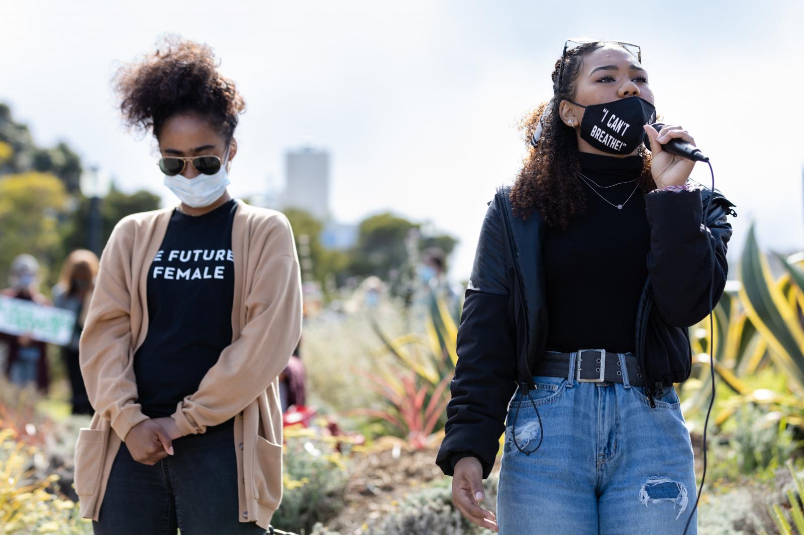  Tiana Day, 17, (right) and Zoe...2020, in San Francisco, Calif. 