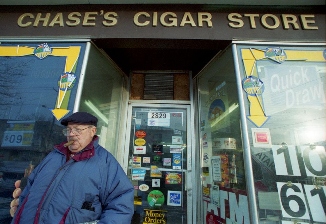 Chase&#39;s Cigar Store on James St, Eastwood, Syracuse,NY.