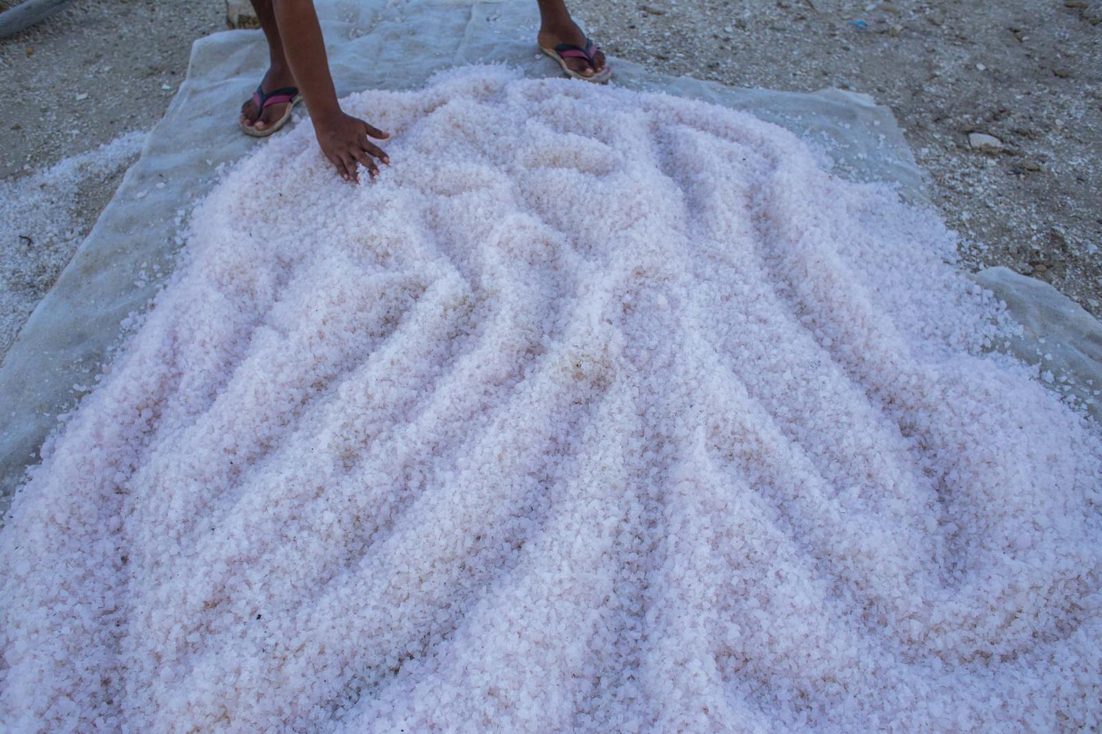 A worker estimates the salt harvest in Xtamp&uacute;, Yucat&aacute;n state, Mexico, on Saturday, October 26, 2019. Photographer: Koral Carballo/Bloomberg
