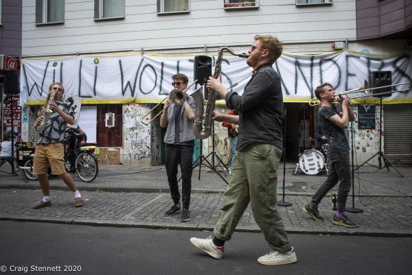 BERLIN, GERMANY: Band &#39;Make a Move&#39; play on the Street at Wrangelstra&szlig;e in support of the tenants campaign for safe tenure, affordable rent and their community to stay intact. Berlin, Germany.(Photo by Craig Stennett/Getty Images)