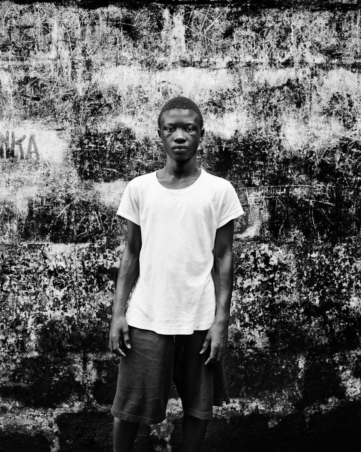 City of rest - SIERRA LEONE Freetown. August 2007. Portarit of an inmate...