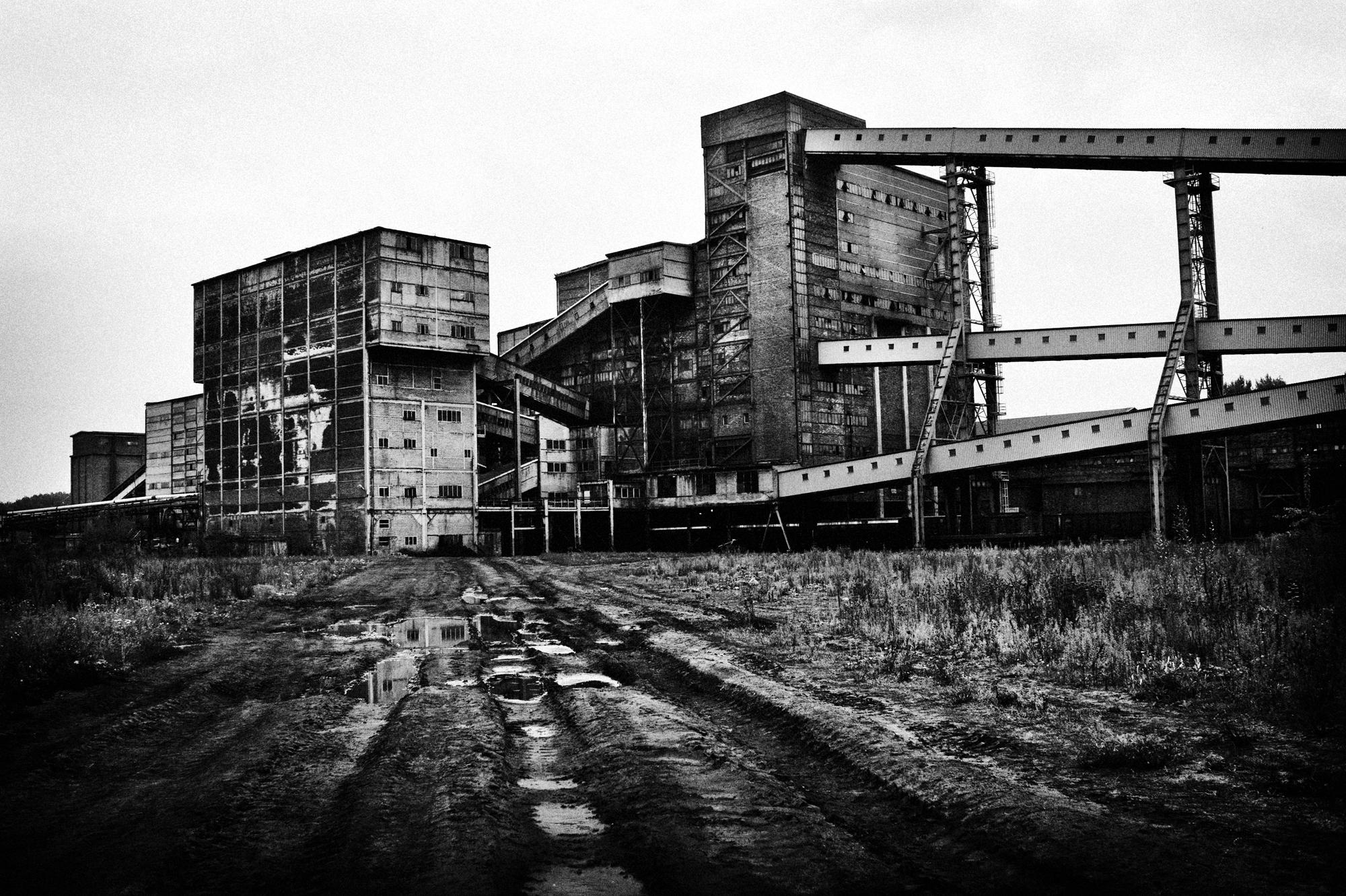 Poland, Silesia Region, Zabrze. September 2009. View of Sosnica- Makoszowy Coal Mine. Sosnica- Makoszowy Coal Mine arose from merger of two mines,...