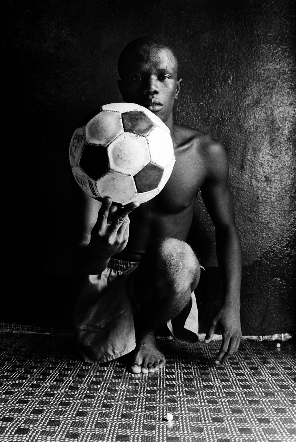One Goal - SIERRA LEONE Freetown
One of the amputee soccer players...