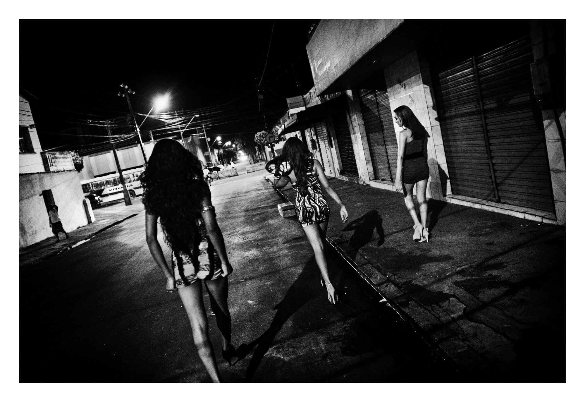 All imperfect things - Fortaleza, Brazil.
April 2012.
Bianca, Robson and some...