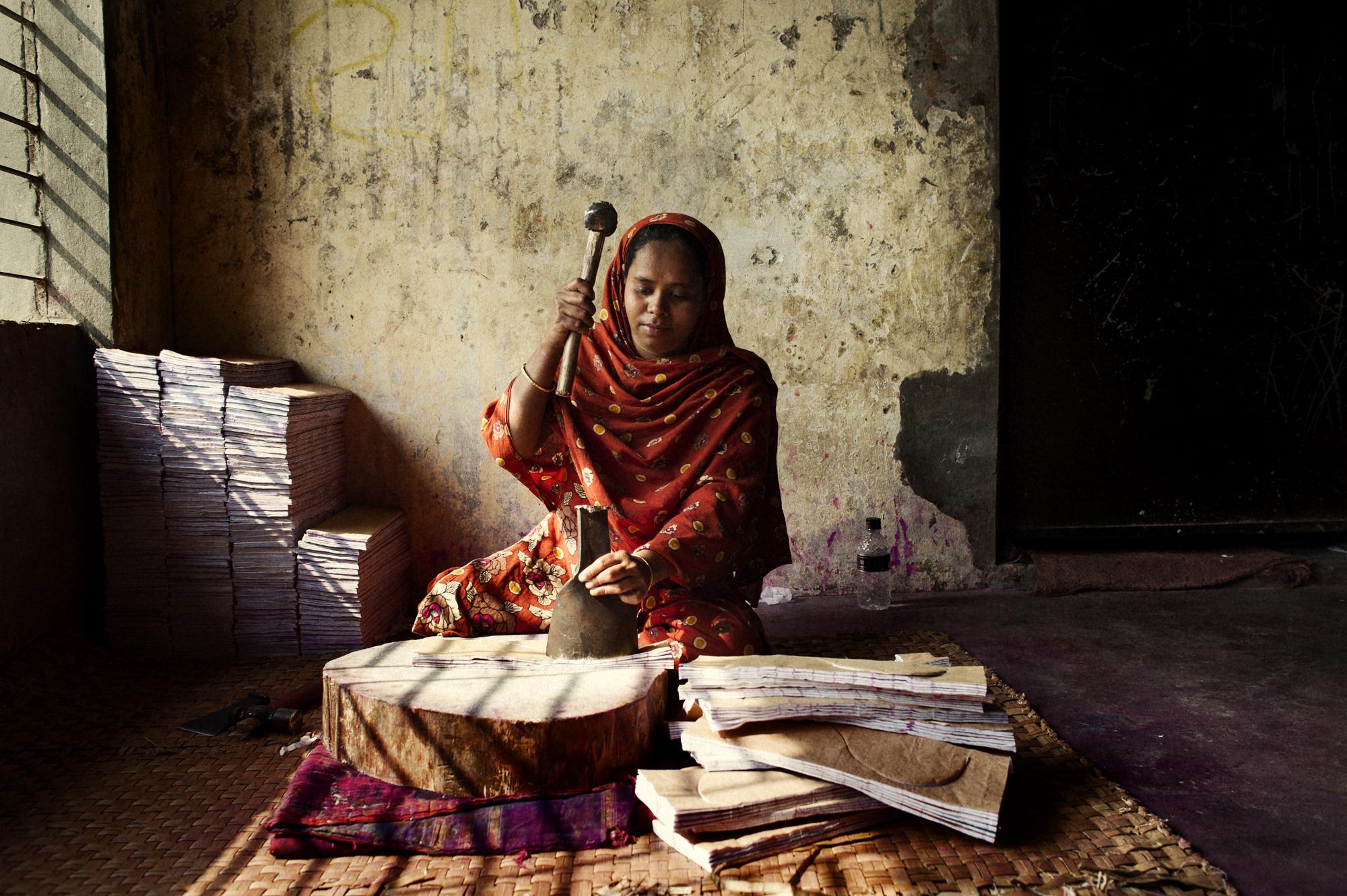 Microcredit / Bangladesh - Bangladesh, Dhaka, Utterkhan.
January 2012
Mabia is...