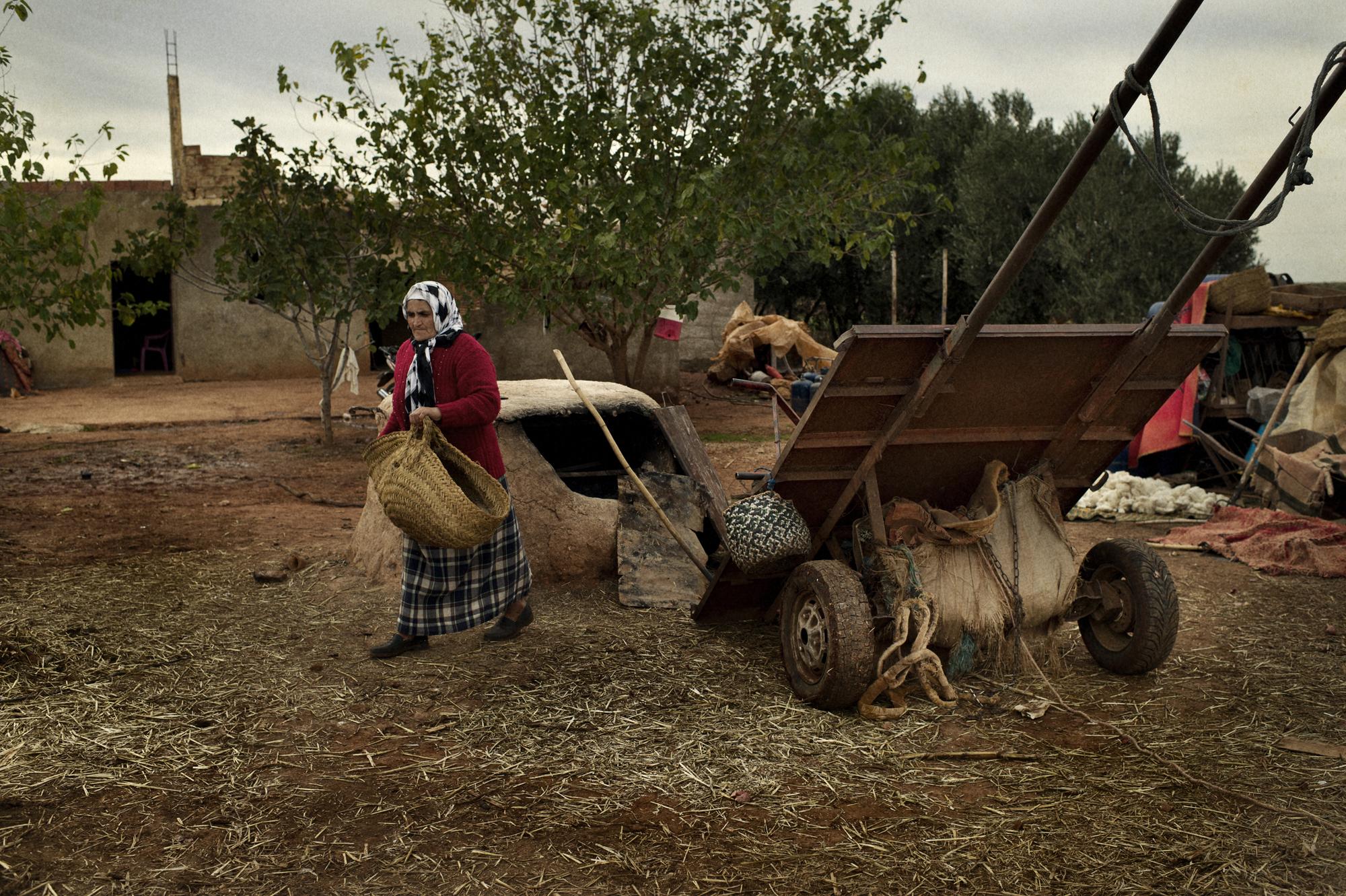 Microcredit / Morocco - Morocco, Ainmaarouf. November 2011.
Kanza Elbouk is...