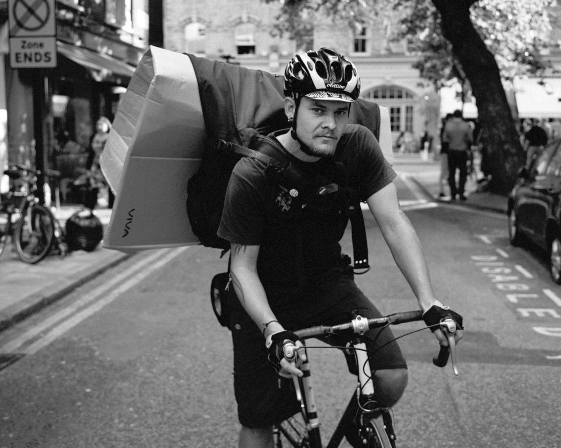 The Circuit. London Bicycle Messengers 2009-2015