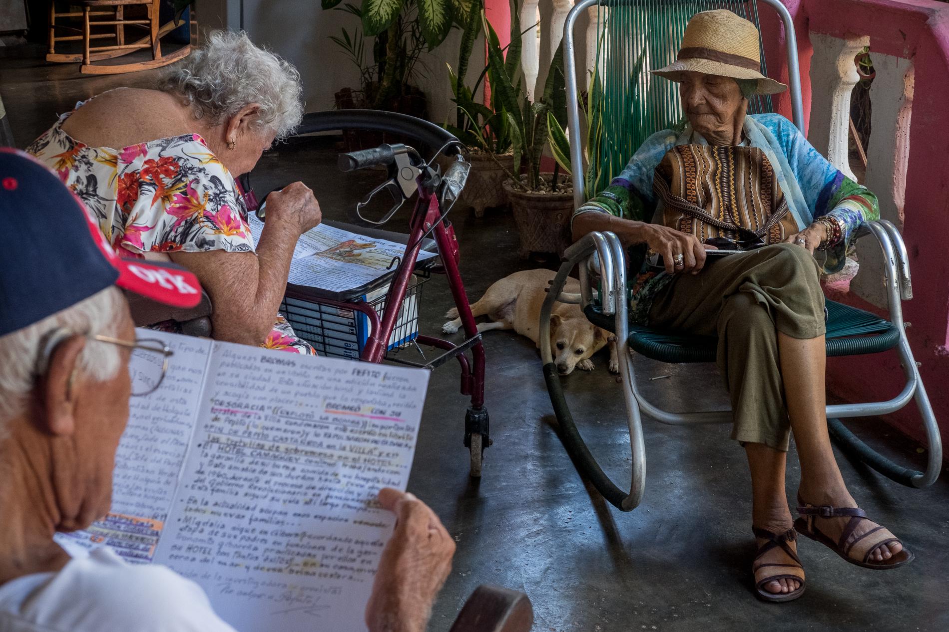 Cuba - Ten dollar pension - "Artists have no age. They are immortal." jokes...