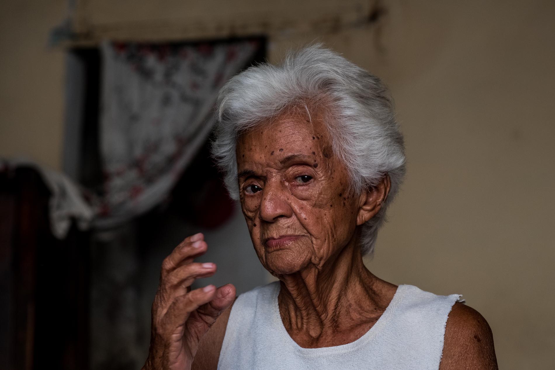 Cuba - Ten dollar pension - Aida Guerreros Blanco is 92 and has to live on 120 pesos...