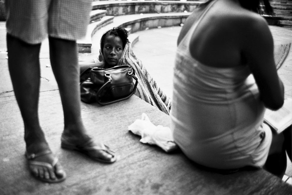  Roseli, 35 years old, grew up and continues to live in the streets of central Rio with her mother, two sisters and one brother. Roseli has seven children, none of whom are with her. Both of her sisters are pregnant. Rio de Janeiro, Brasil 2009 