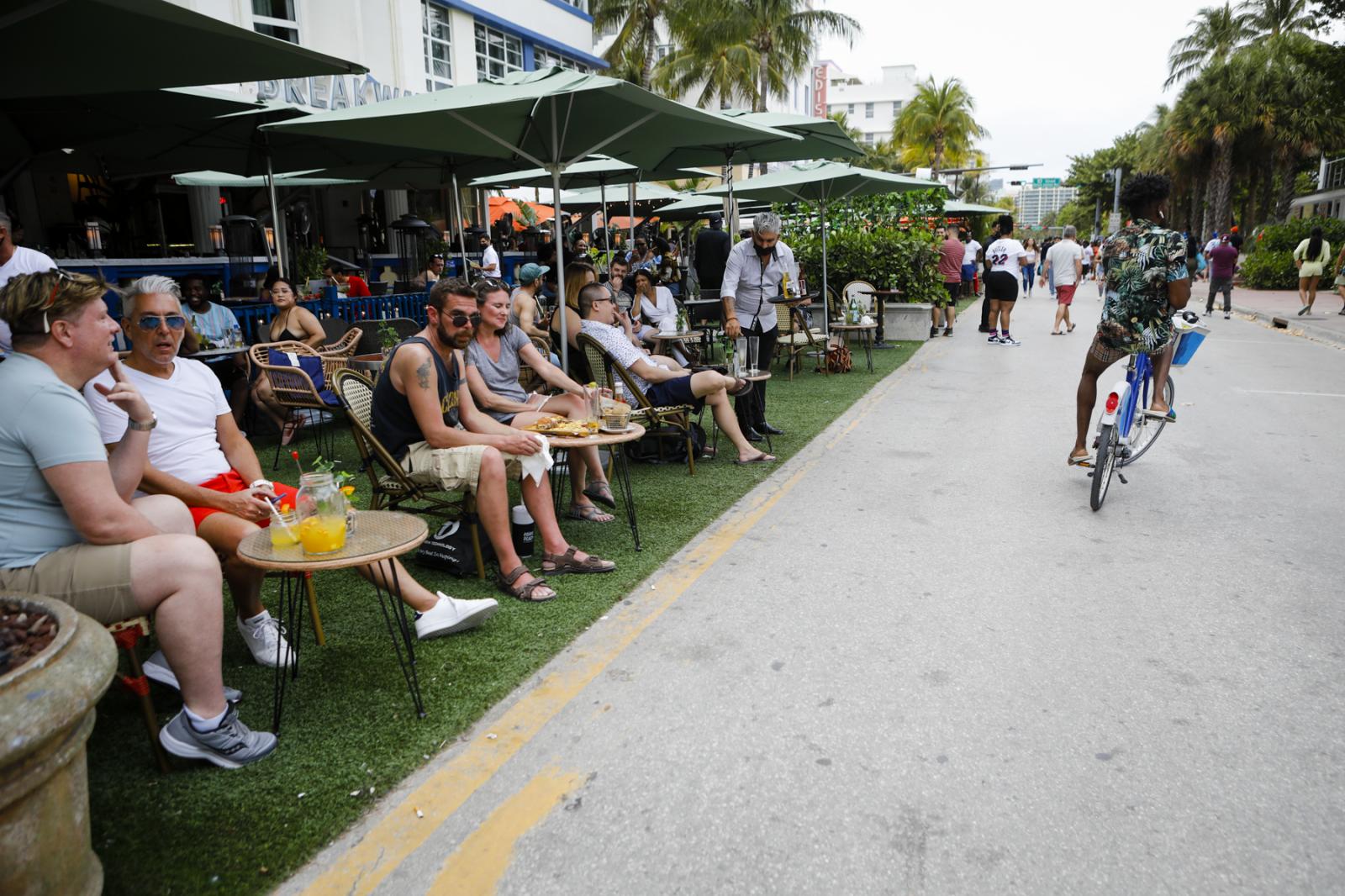 2021 Spring Break @ Miami Beach - Eva Marie Uzcategui - Photographer