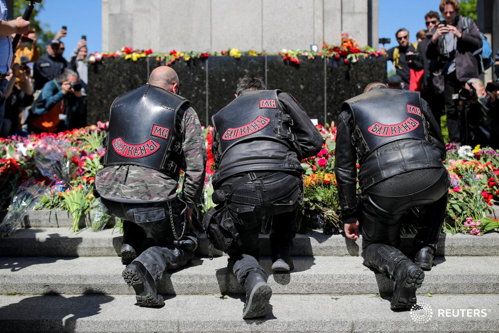 WW2-ANNIVERSARY for REUTERS - Members of the motorcycling club 