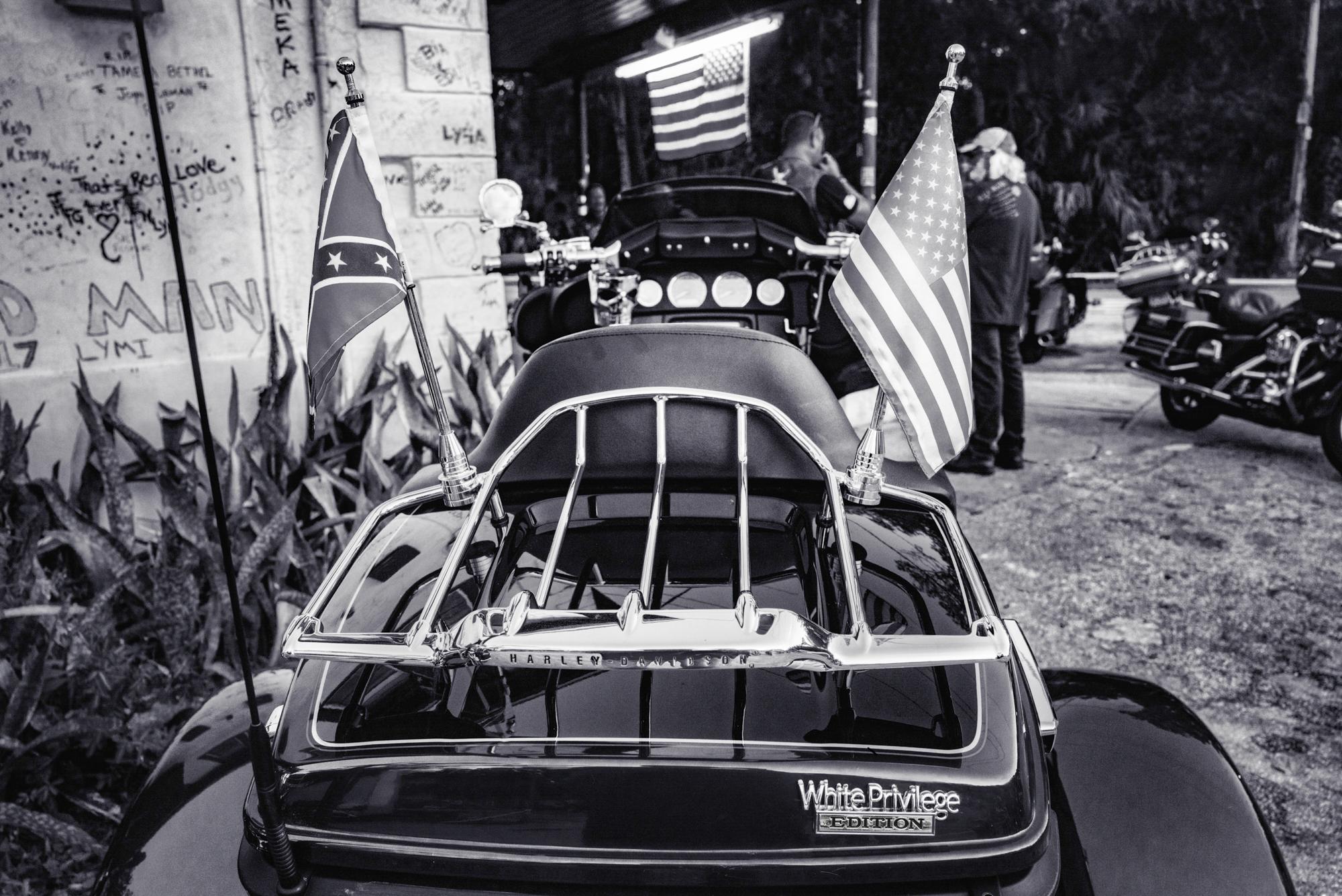 The American Biker - White Privilege Edition, Harley Davidson TriGlide,...