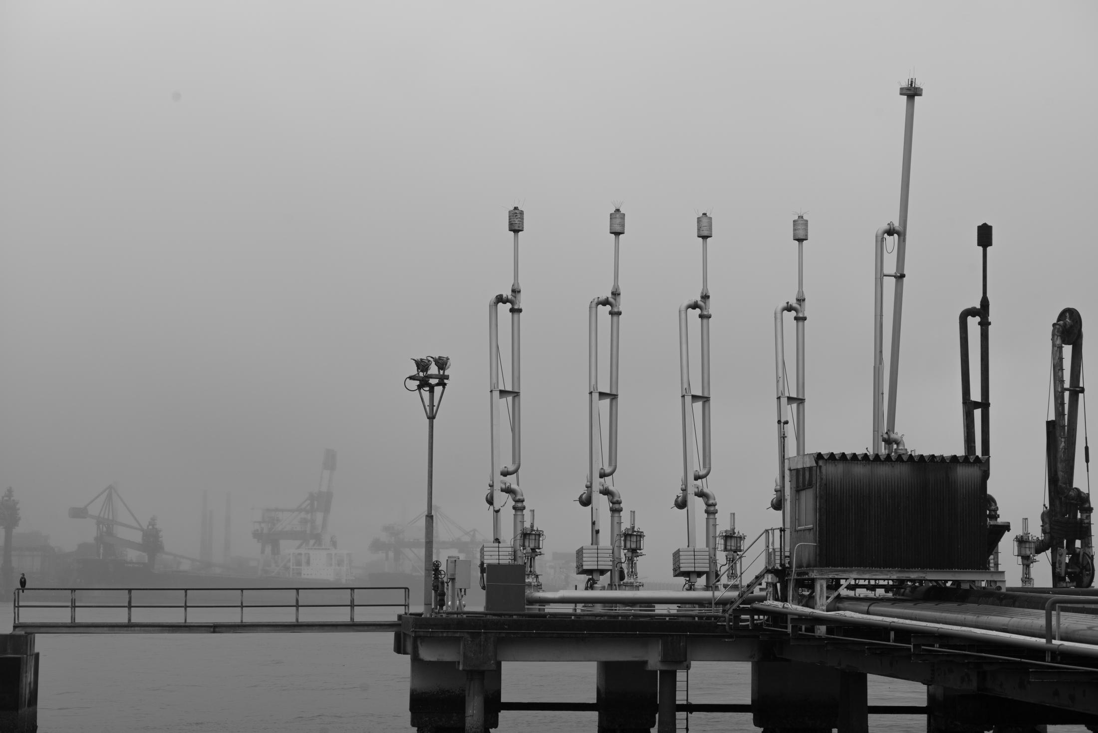 Nagoya Harbour ... Grey, Smoky, Apart  - 