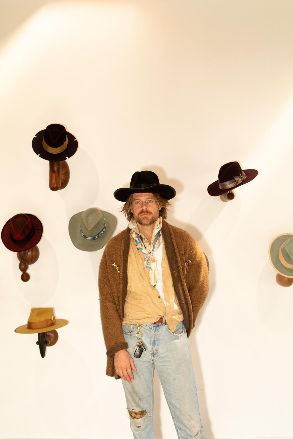 The Rad Hatter, Robb Report - 