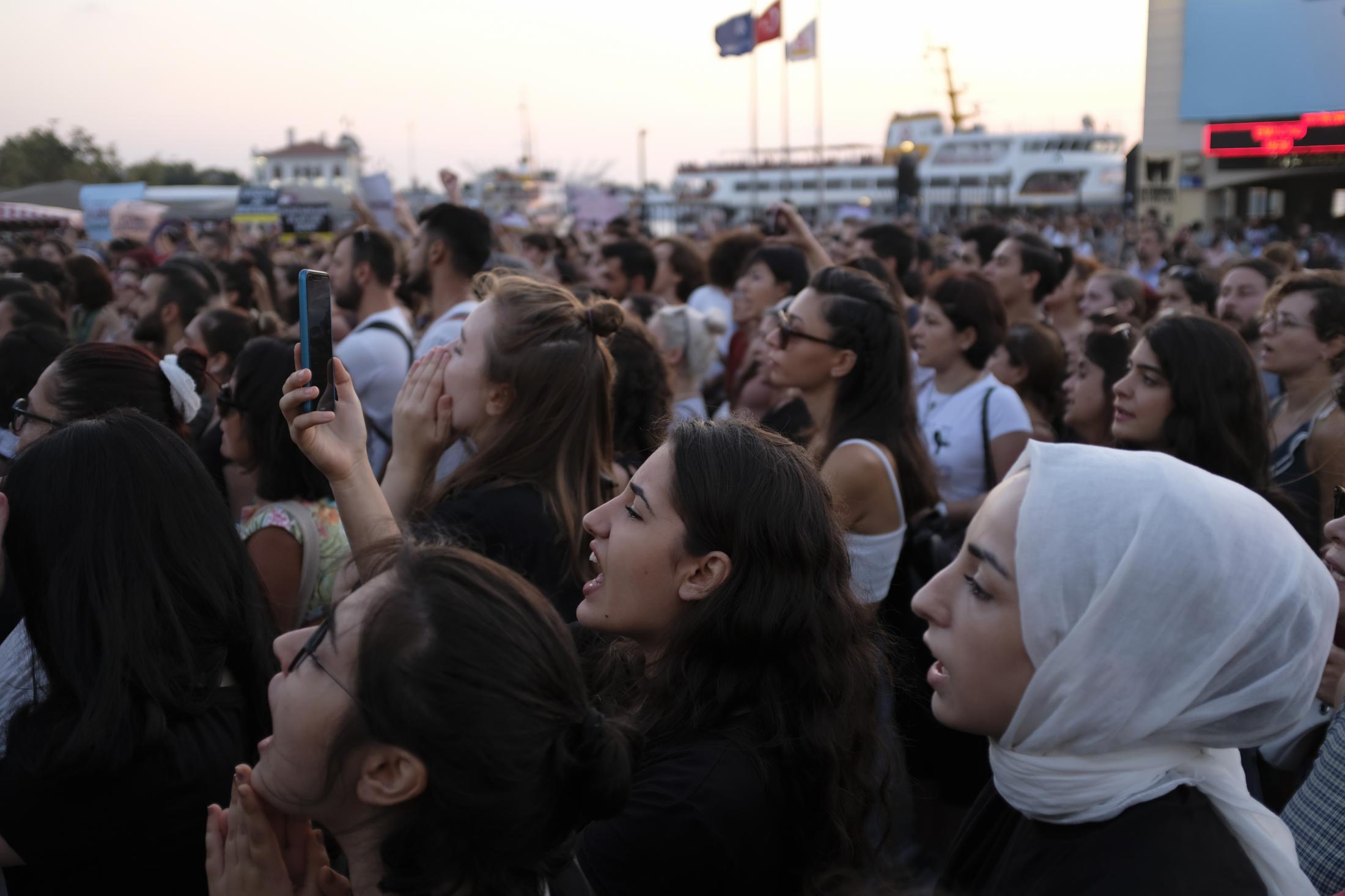 We don't want to die (ongoing) -  During a protest in Kadiköy on August 24, 2019,...