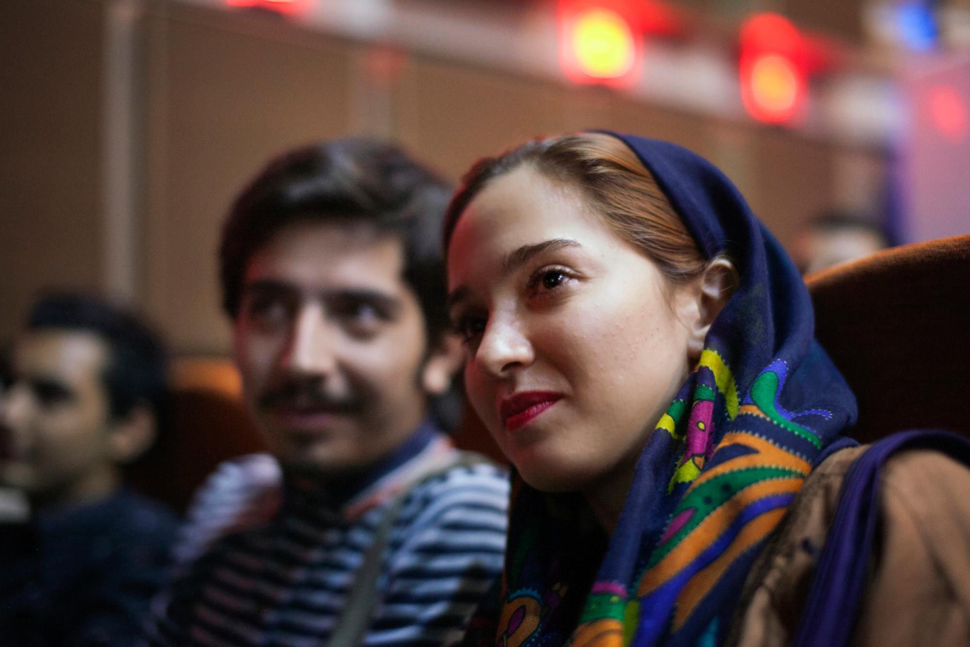 Tehran : the faces of freedom - During the weekend, Mahsa spends time with her friends....