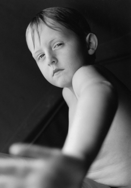 Art and Documentary Photography - Loading 18_at age 7 vacation the look.1999.jpg