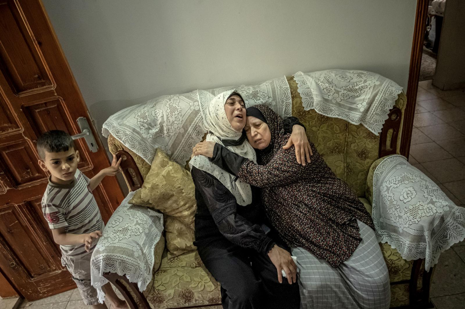 GAZA CITY, GAZA - MAY 12: Relat... by Fatima Shbair/Getty Images)