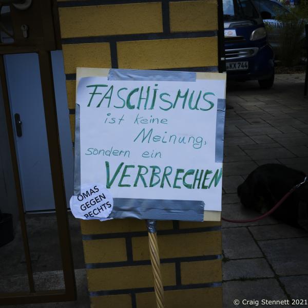 Image from Band der Solidarití¤t, Halle (Saale), Saxony-Anhalt, Germany. - Solidarity in Halle (Saale) for a day of action-...