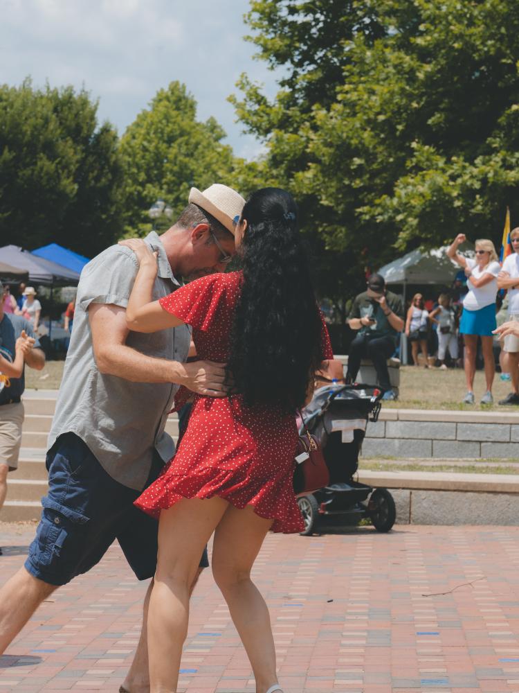 Asheville Community Celebrates Culture With Hola Asheville - 