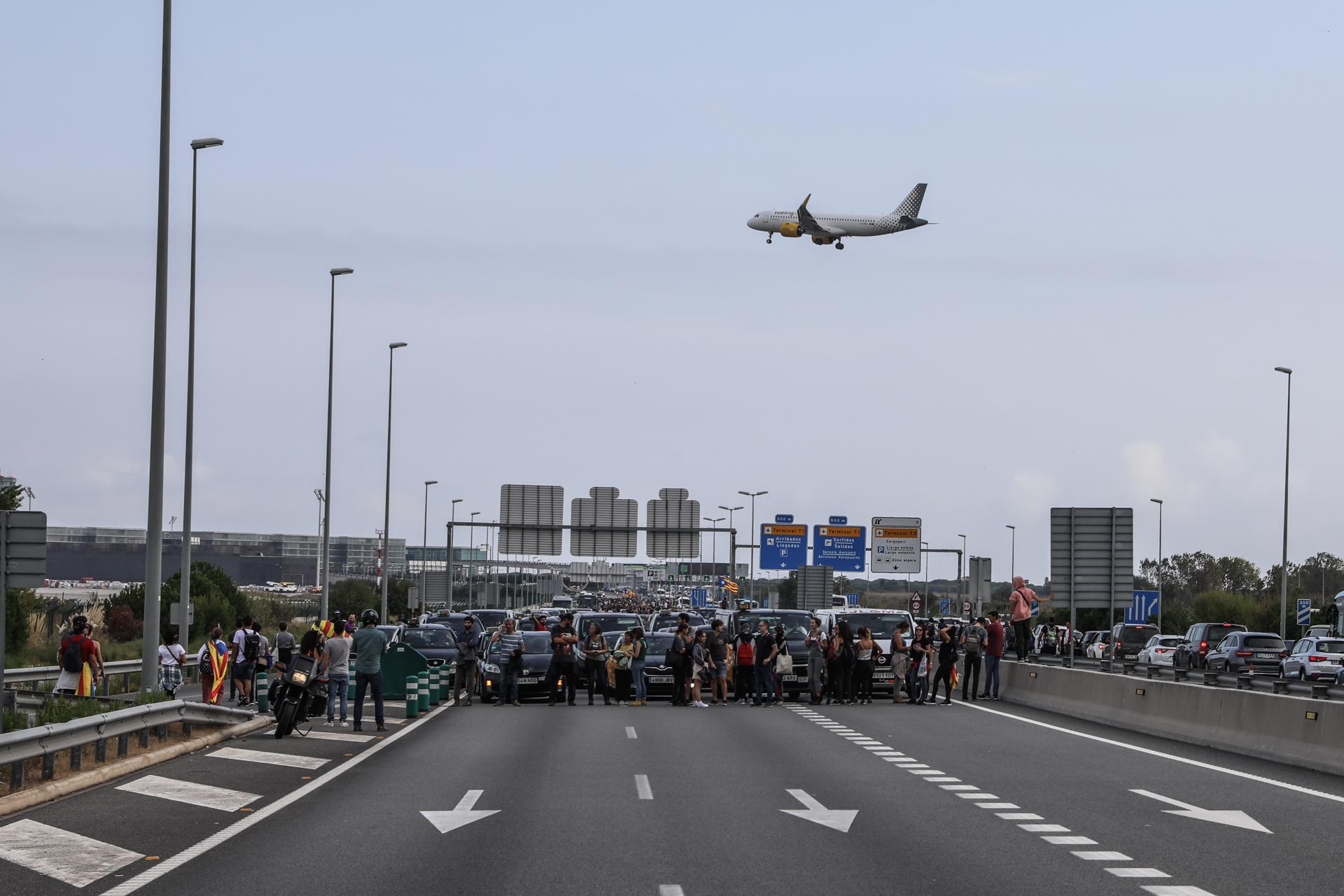 Barcelona Airport Blocked - 