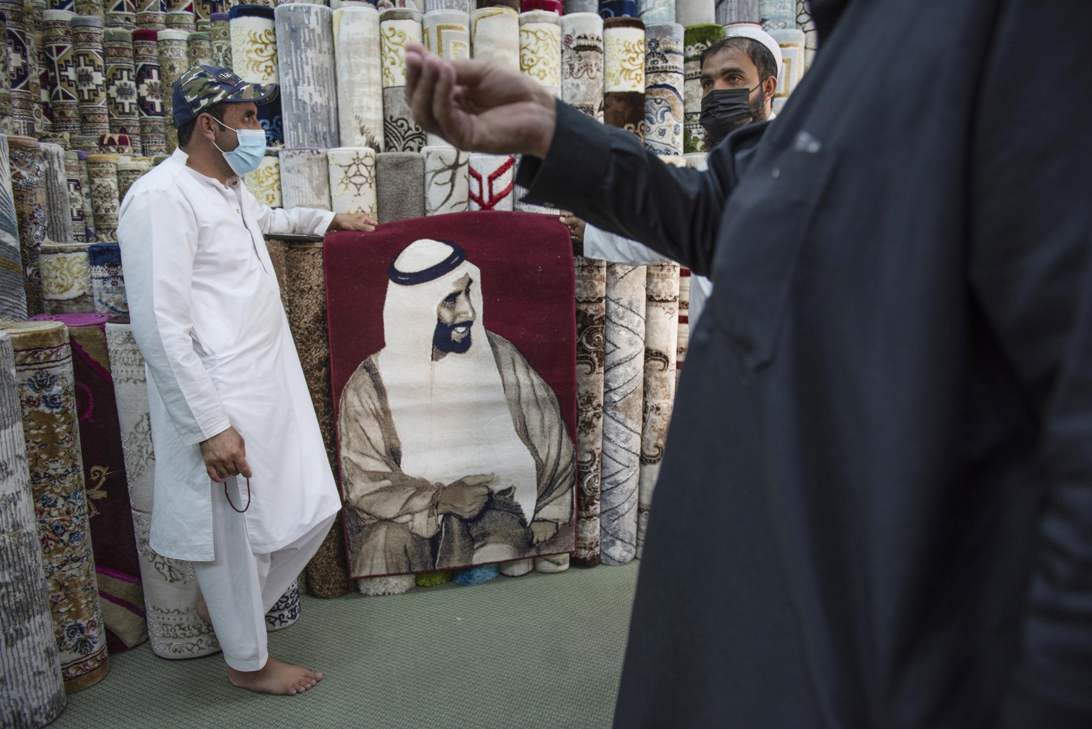 Art and Documentary Photography - Loading 1_The_Carpet_Souq1501.jpg
