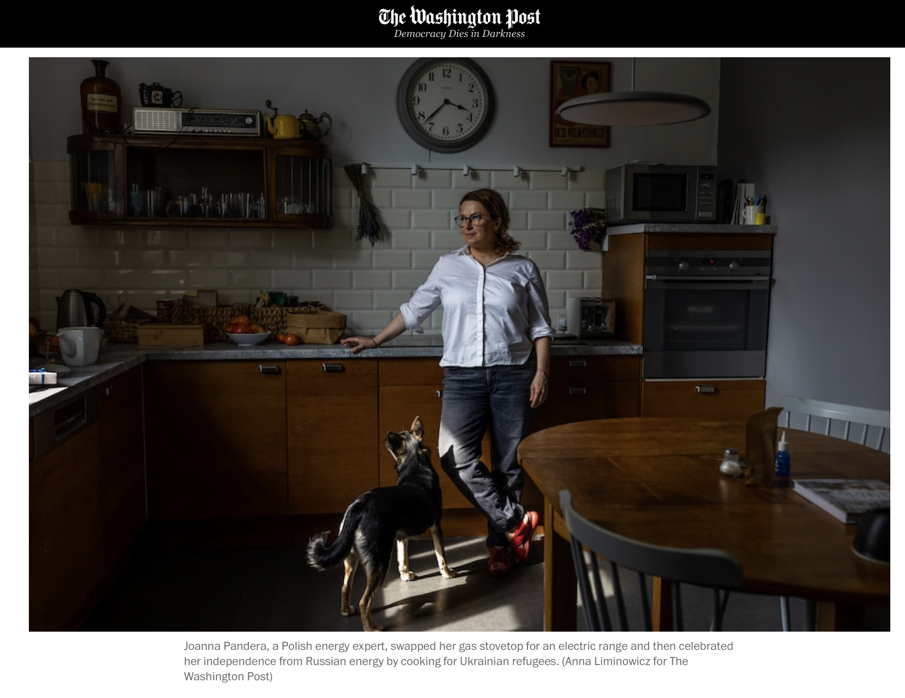 Art and Documentary Photography - Loading anna_liminowicz_the_washington_post_heat_pumps_3.png