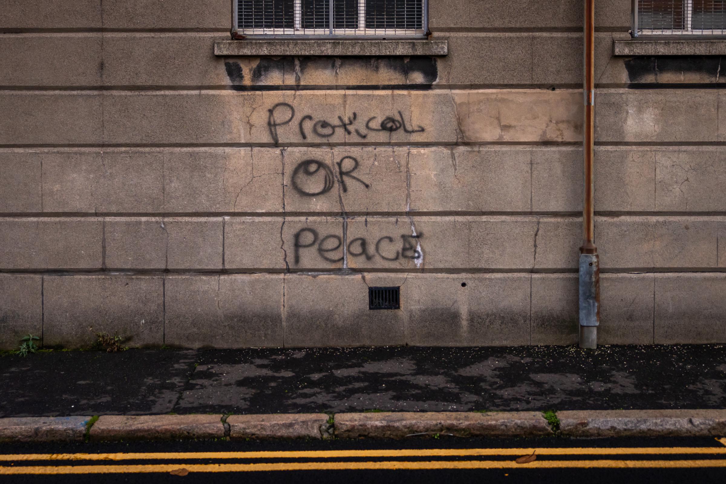 BELFAST- for The Globe&Mail - 11.22.2022 Belfast, Northern Ireland. Graffii on a wall...